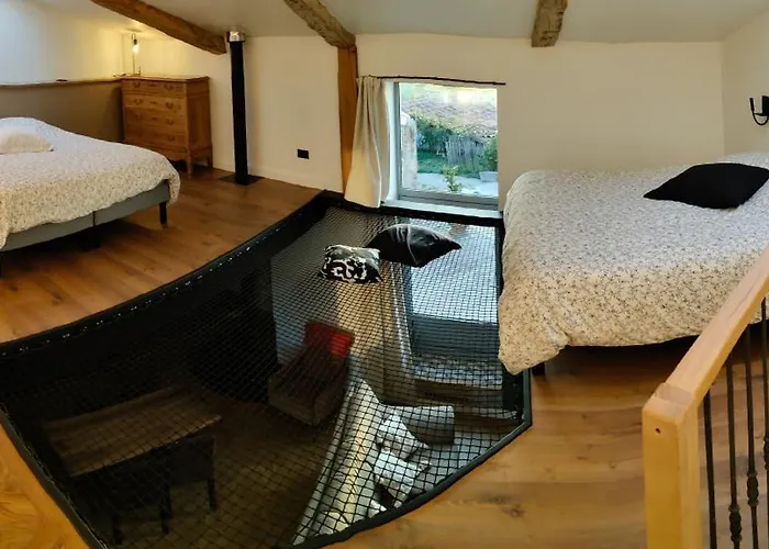 Du Volcan Des Causses Casa de Férias *